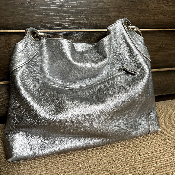 Anya Hindmarch silver leather handbag with gold accent - Picture 3 of 3